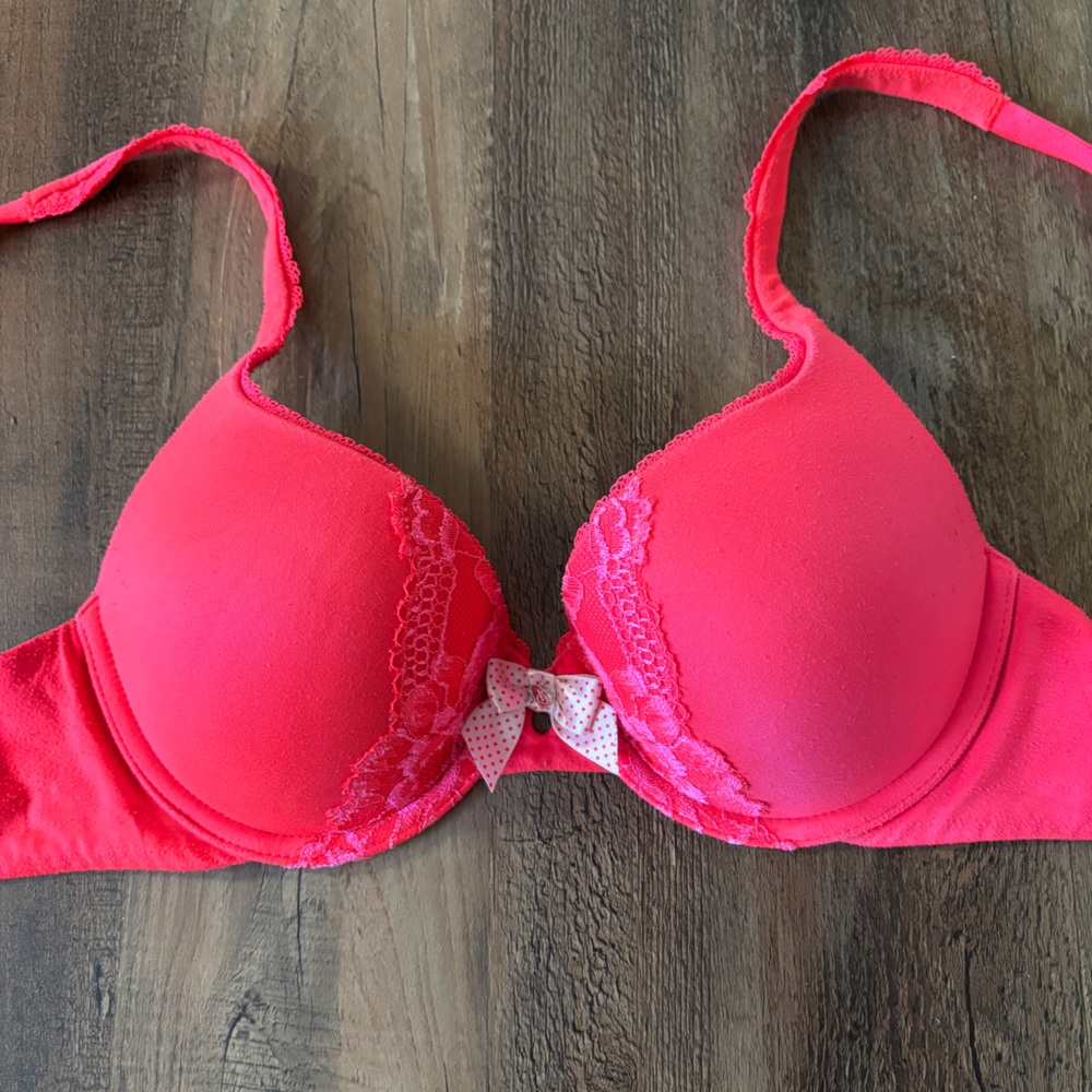 Victoria's Secret Pink Lace Bra